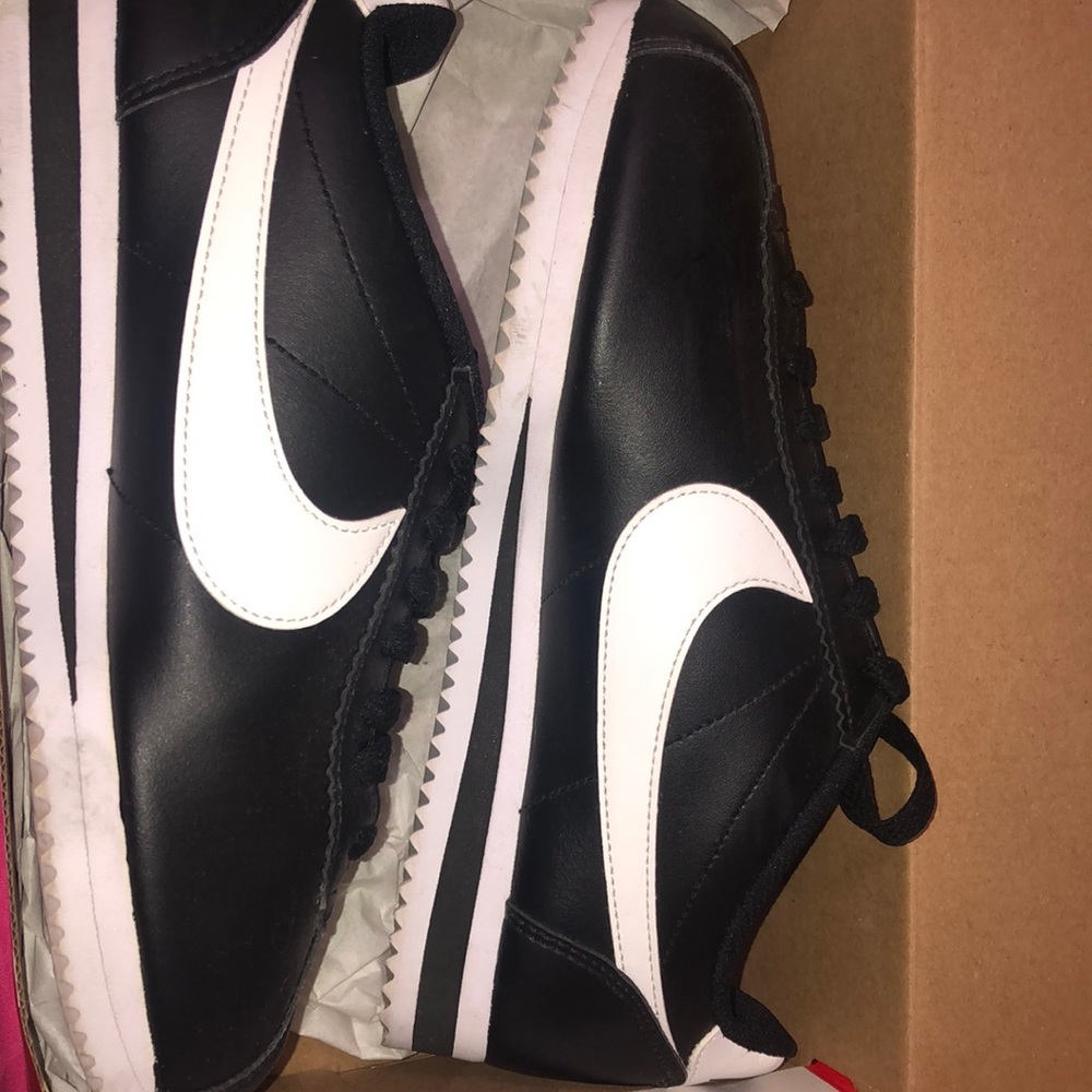 Black Nike Cortez